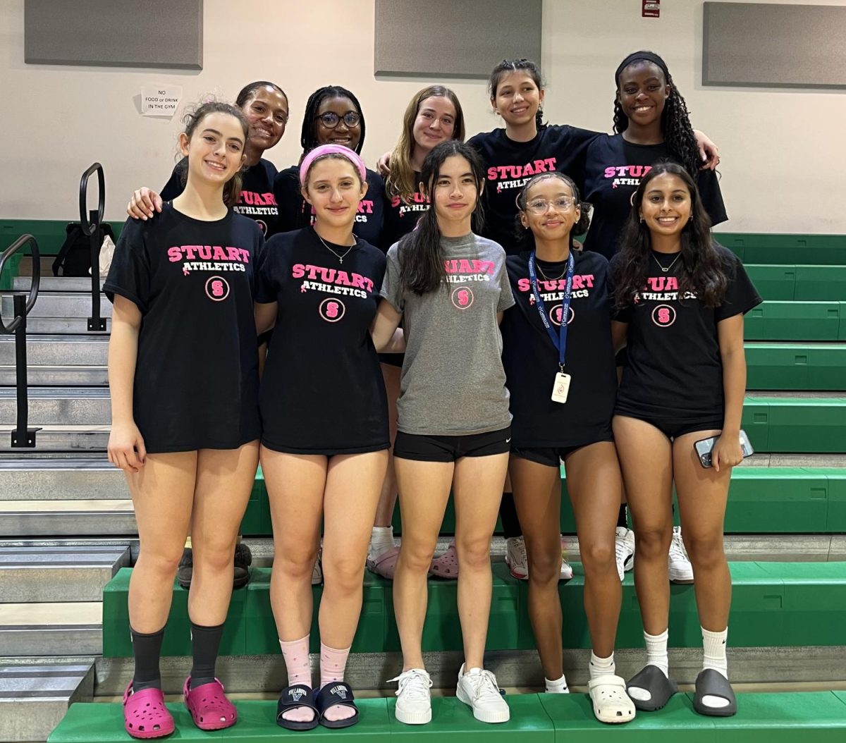Varsity Volleyball Attends Sacred Heart Tournament in Miami, Hosted by Carrollton